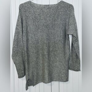 Betta Italian Merino Wool Blend Sweater Womens Medium Made In Italy Minimalist